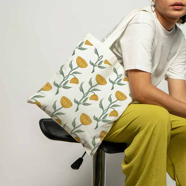 totebag-AOP-Mughal-Floral-Yellow