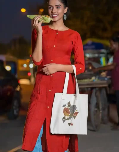 Totebag Doe A Deer White CVR