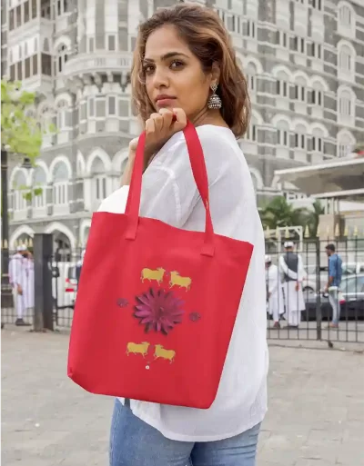 Totebag Pichwai Cows Red CVR